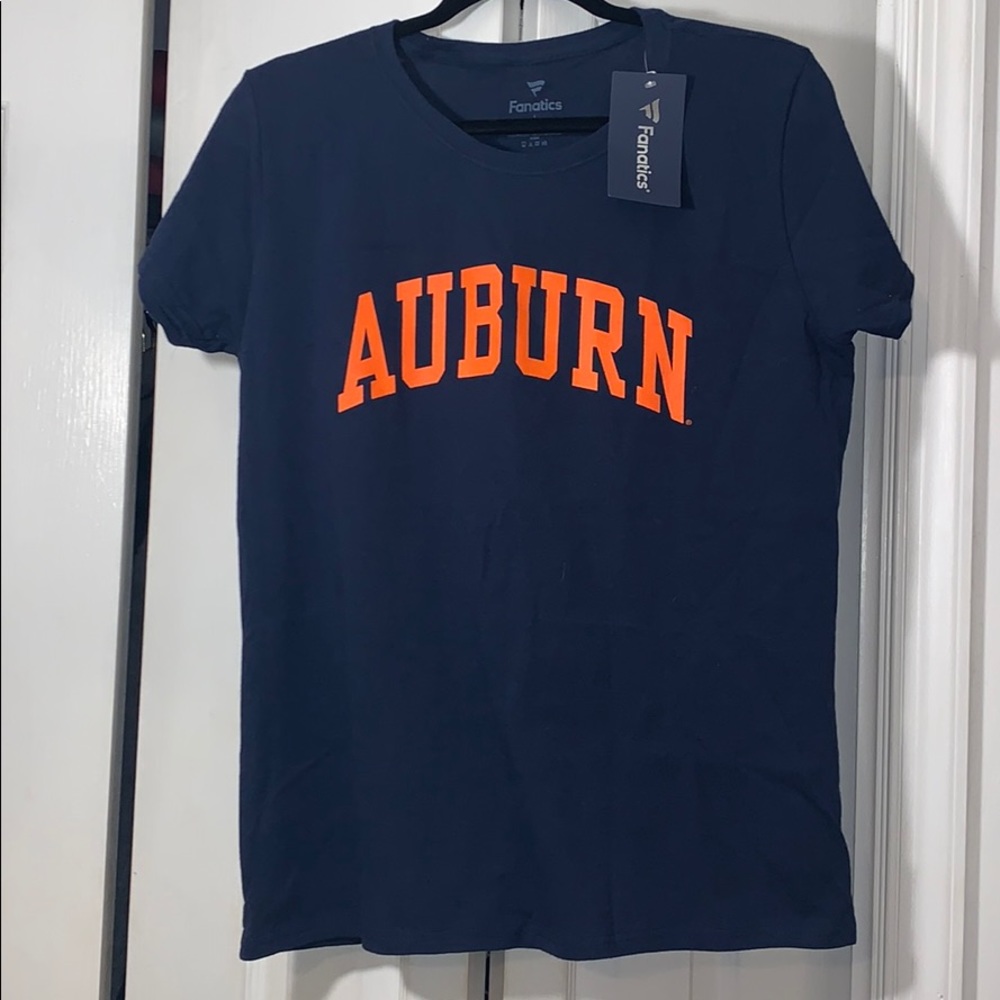 NWT Auburn University fitted tee- large